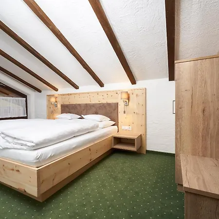 Hotel Am Hof 3*
